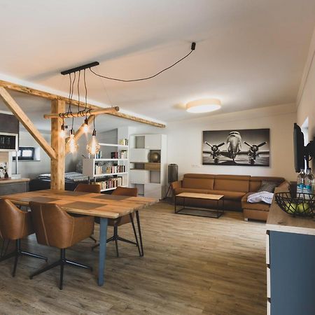 Modernes Loft Vor Den Toren Des Chiemgaus Tacherting Екстер'єр фото